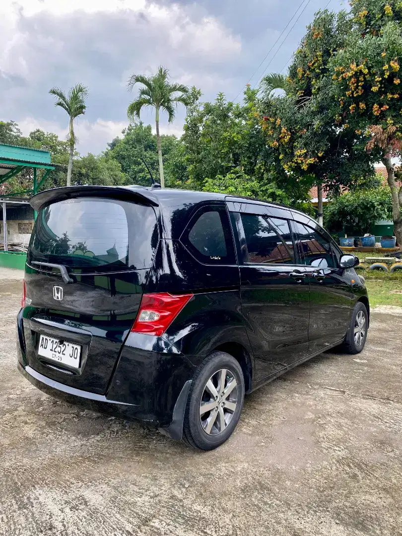 HONDA FREED SD 2010 AT PLAT AD 108 JT NEGO