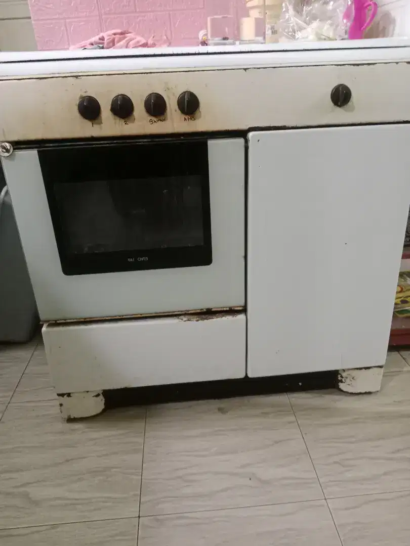 Dijual oven gas