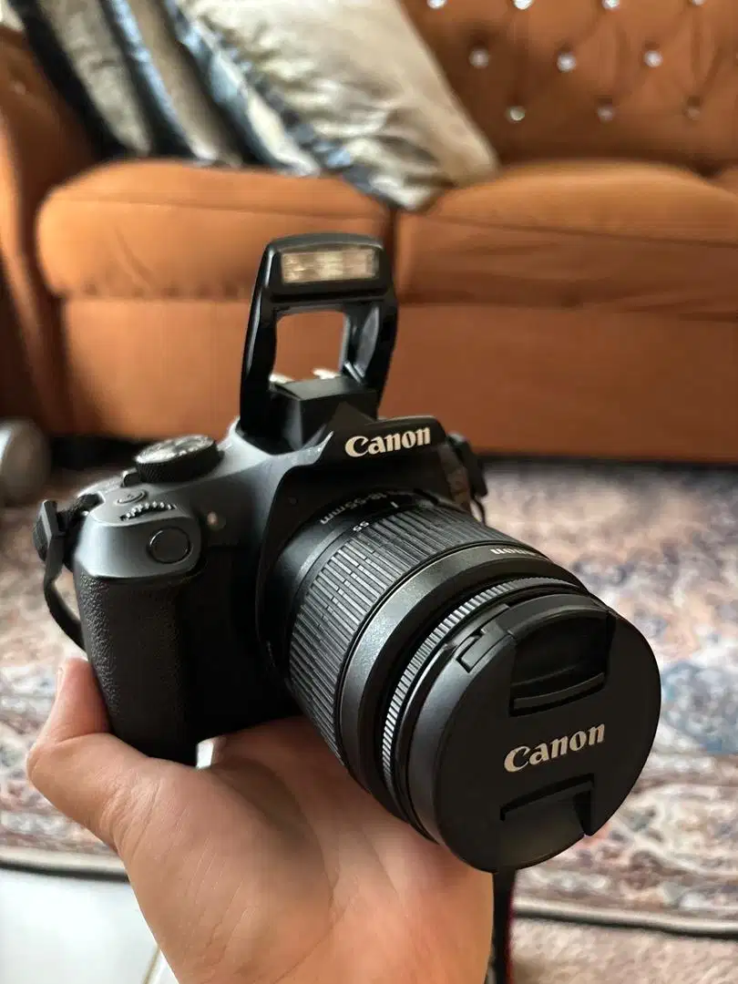 Kamera Canon 1300D