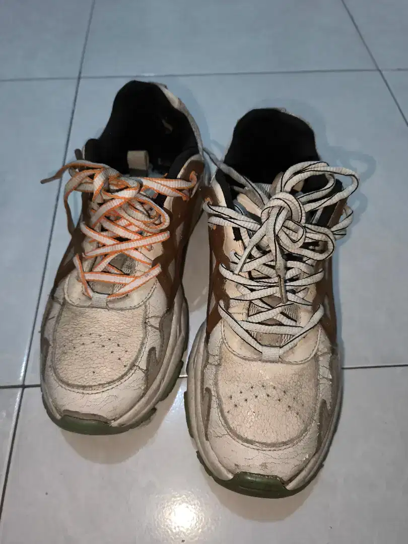 Sepatu Casual Pull&Bear