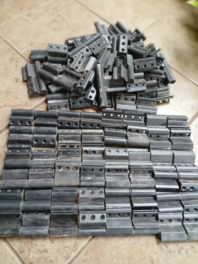 Engsel jendela alumunium