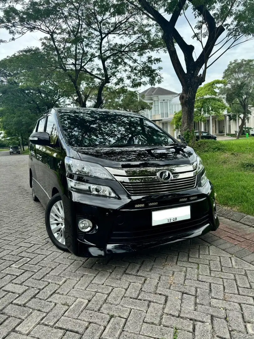 Toyota Vellfire Z 2.4 Matic 2013 (KM 55rb)