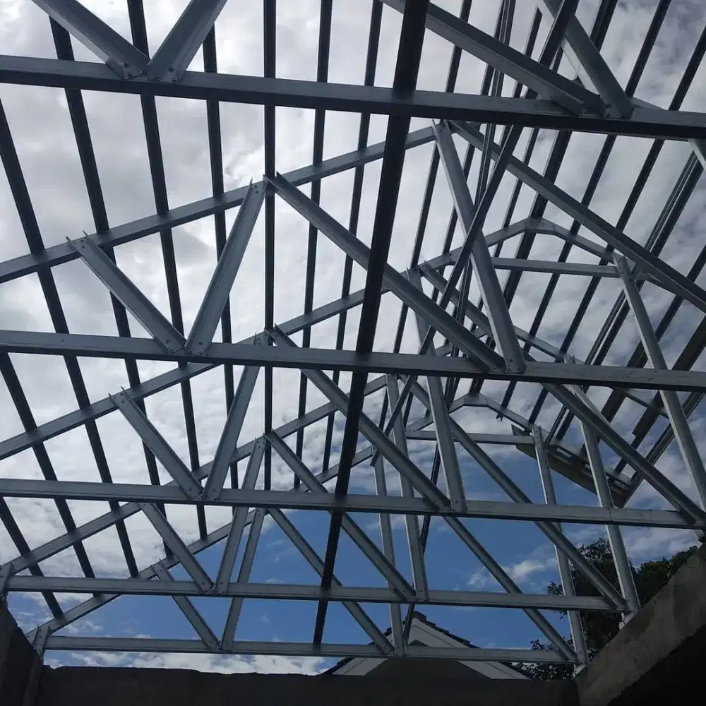 BONGKAR PASANG ATAP BAJA RINGAN 62