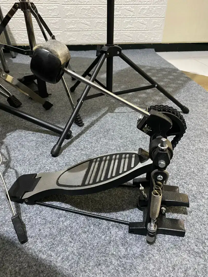 SINGLE PEDAL DOUBLE CHAIN