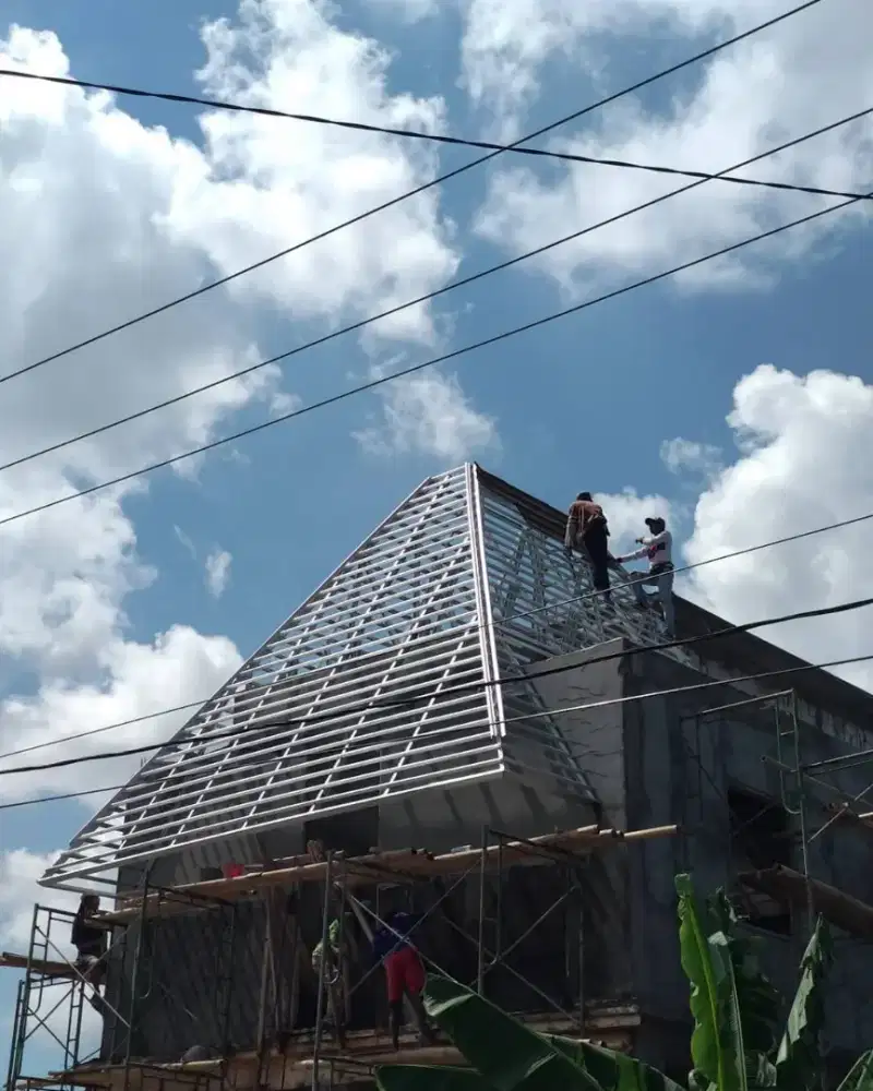 KONTRUKSI ATAP BAJA RINGAN 63