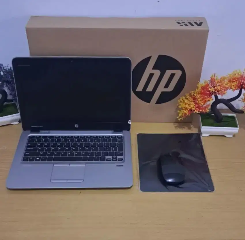 HP Elitebook 725 AMD PRO A10 Ram 8 SSD  128