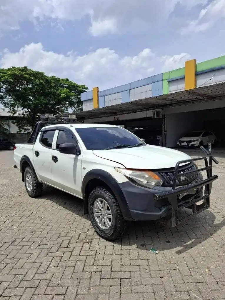 Mitsubishi Triton HDX dobelcabin 2018 spesial price