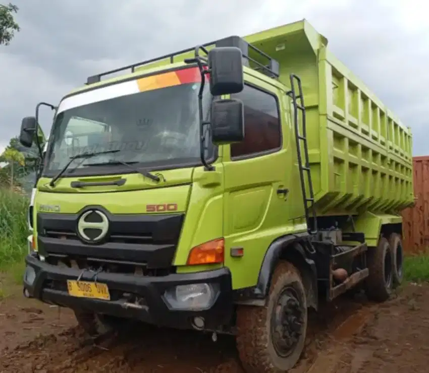 DUMPTRUK HINO 500 FM 260 JD INDEX 24 2018