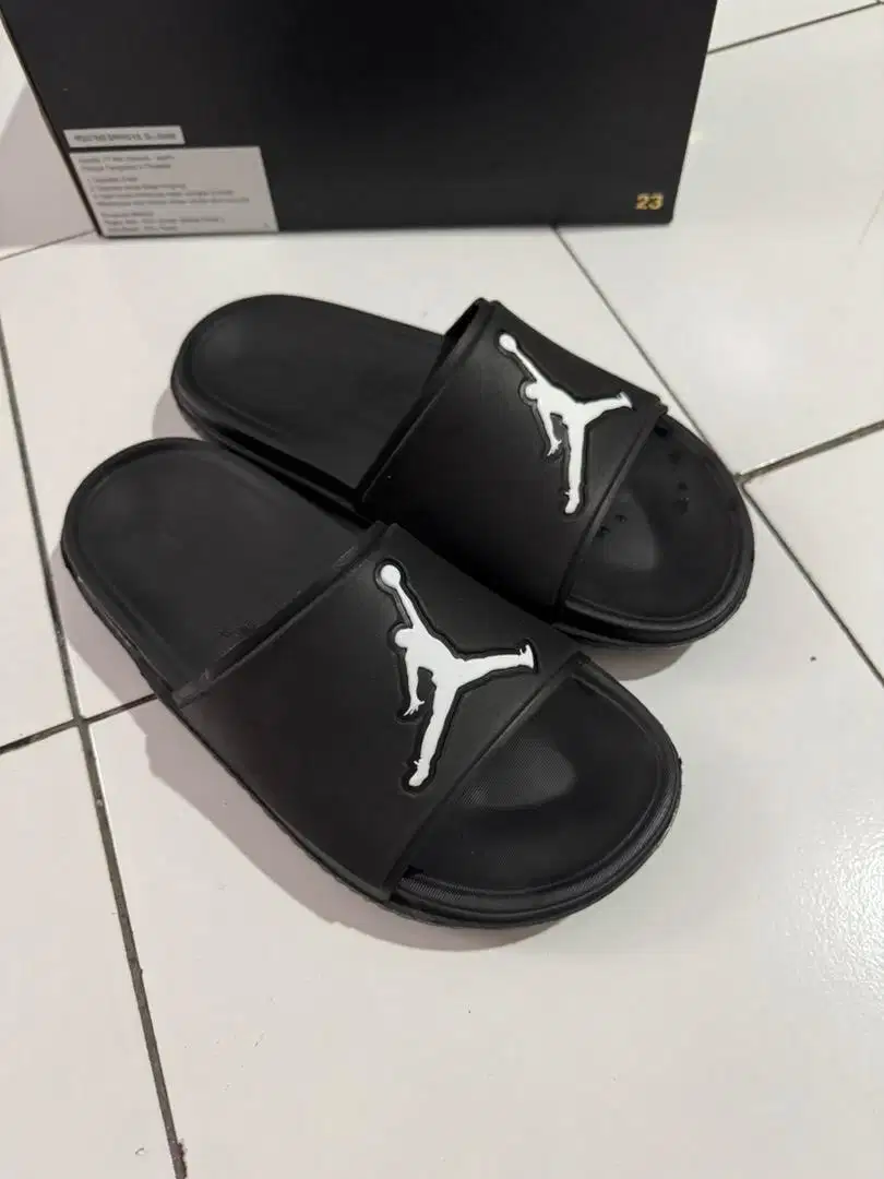 jordan jumpman slide sz 41 original like new