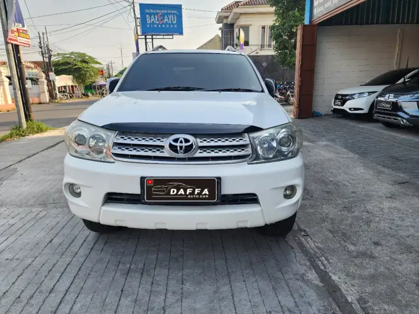 DP 2 Jt.FORTUNER DIESEL 2010 G AUTOMATIC