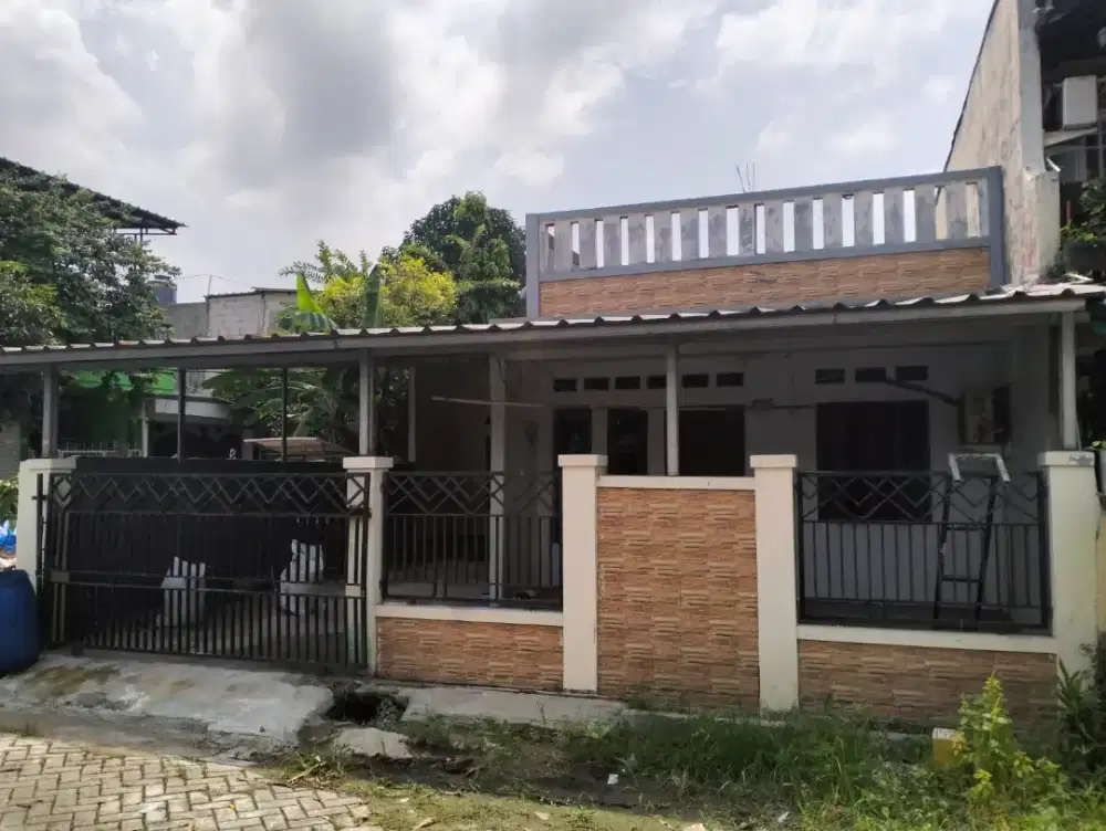 DISEWAKAN RUMAH /THN atau 6 BULAN