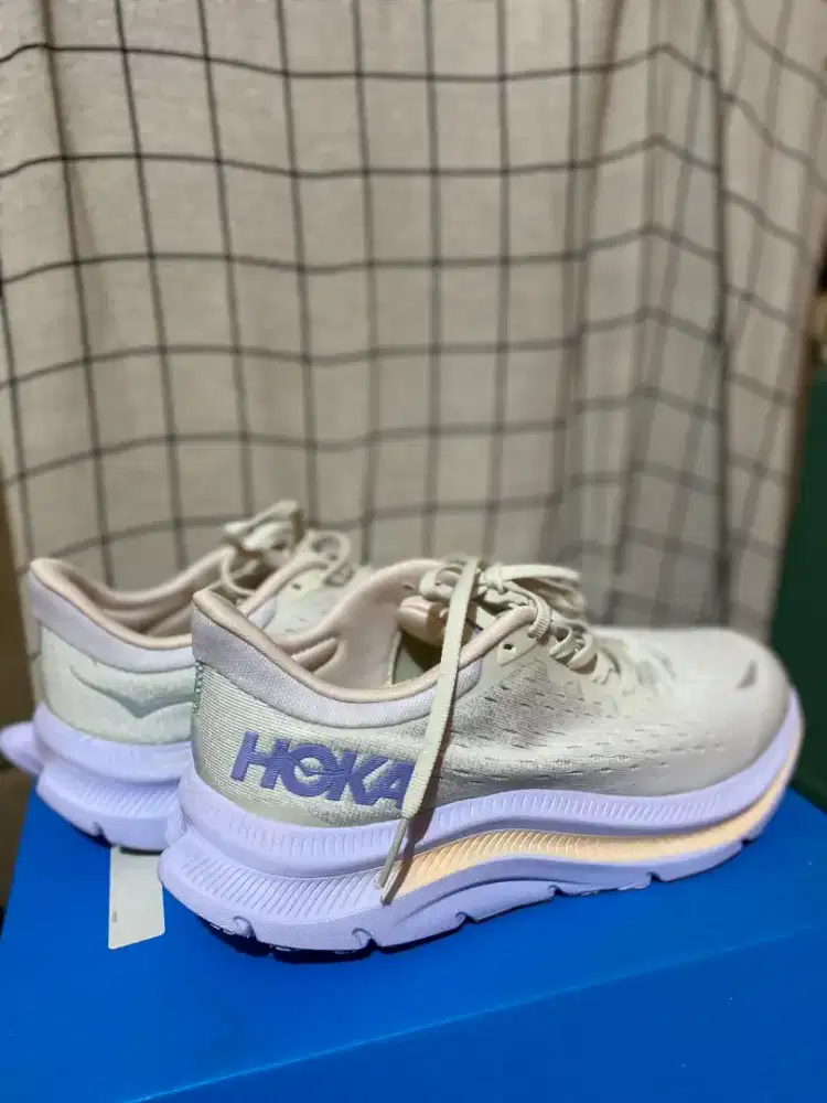 Sepatu Hoka One One Kawana Purple