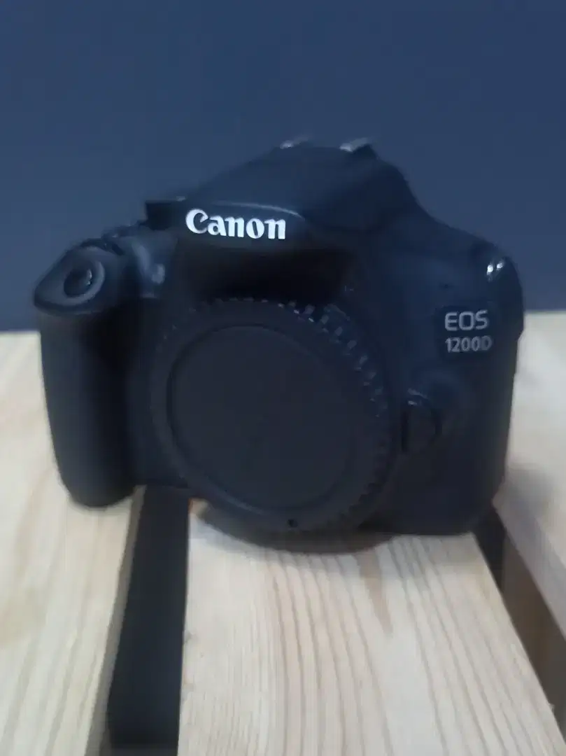 Kamera Canon EOS 1200D Body Only