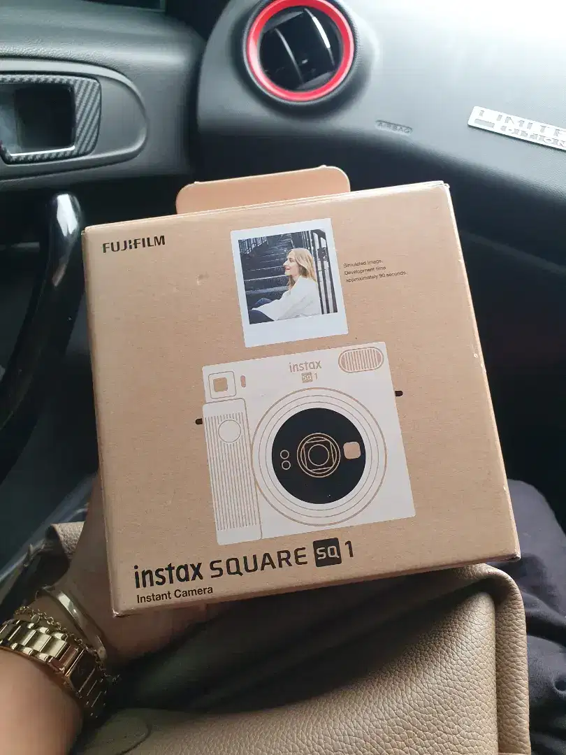 DIJUAL NEW FUJIFILM Instax Square SQ 1 Instant Camera