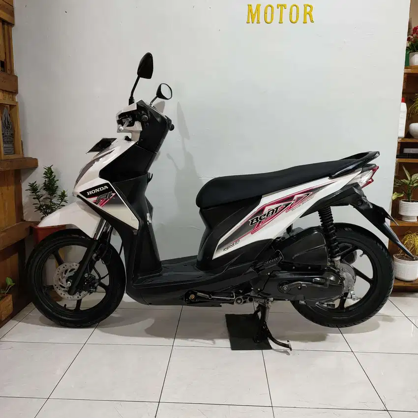 Honda Beat FI Sporty CW 2013 pajak on mesin aman siap pakai