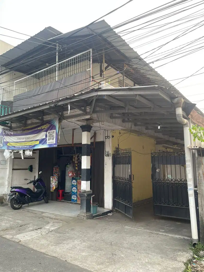 Dijual Rumah Ruang Usaha Kios Kamar Kos di Pertukangan JakSel