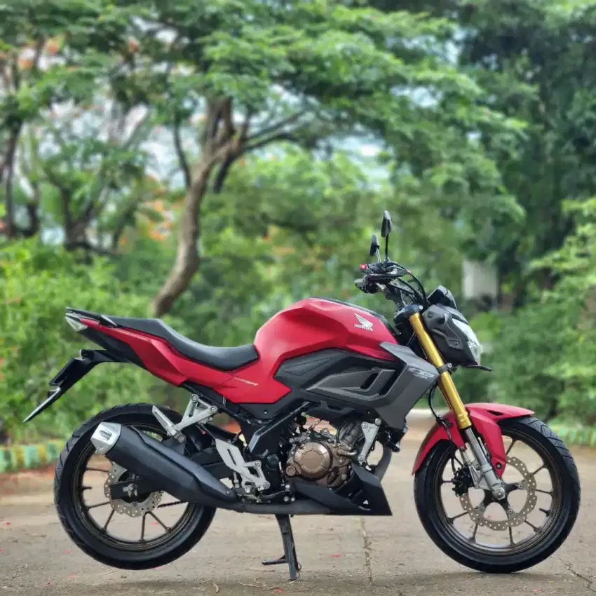 HONDA CB150R MERAH DOFF 2021 KM 8K SUPER ISTIMEWA PAJAK PANJANG