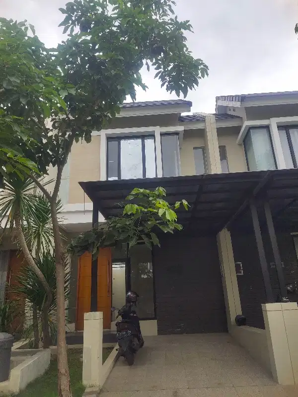 murah Disewakan rumah north west hill Citraland, Surabaya barat