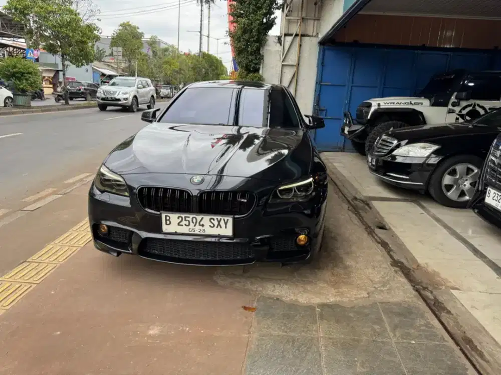 Bmw F10  520D diesel sunroof Facelif