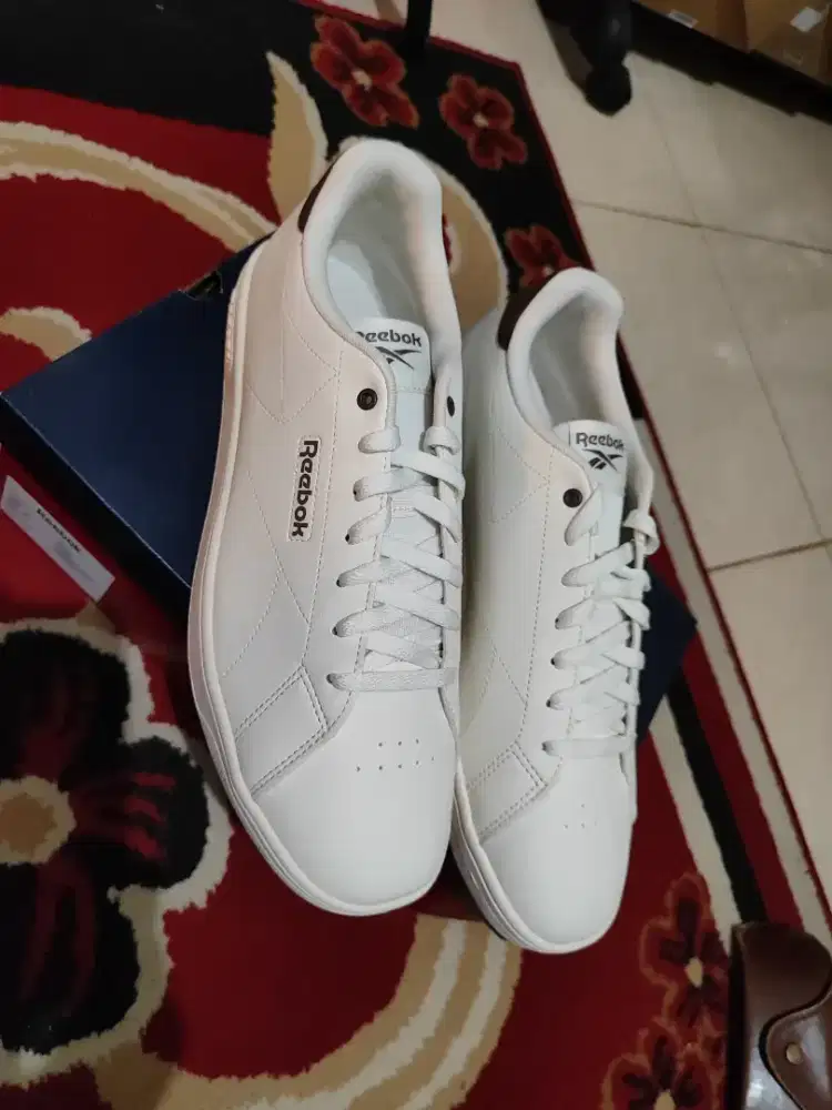 BNIB BNIB Reebok Men Court Clean Sneakers - Beige (Size: US 11.5)