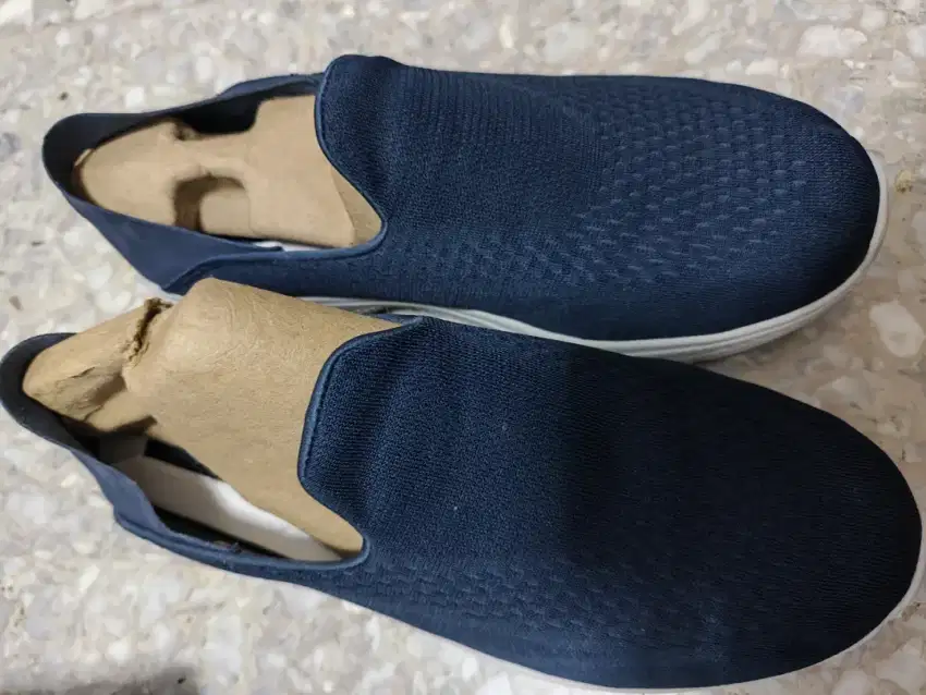 Skechers Go Walk 4