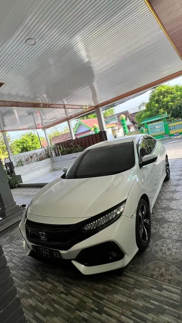 Civic turbo hatchback 2018 automatic