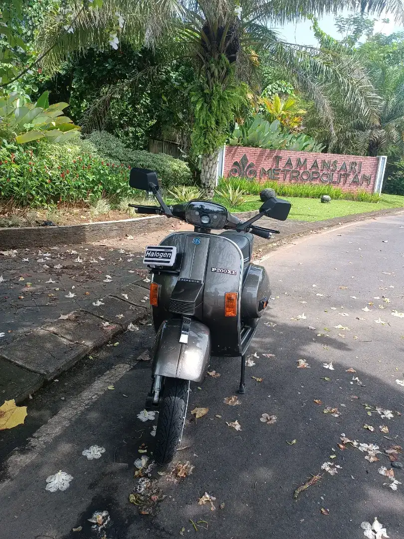 Vespa Spartan 200c lengkap surat