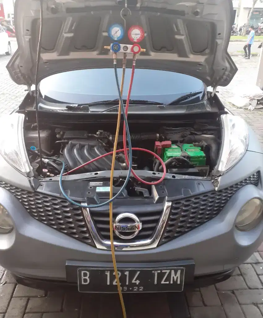 Service AC mobil panggilan