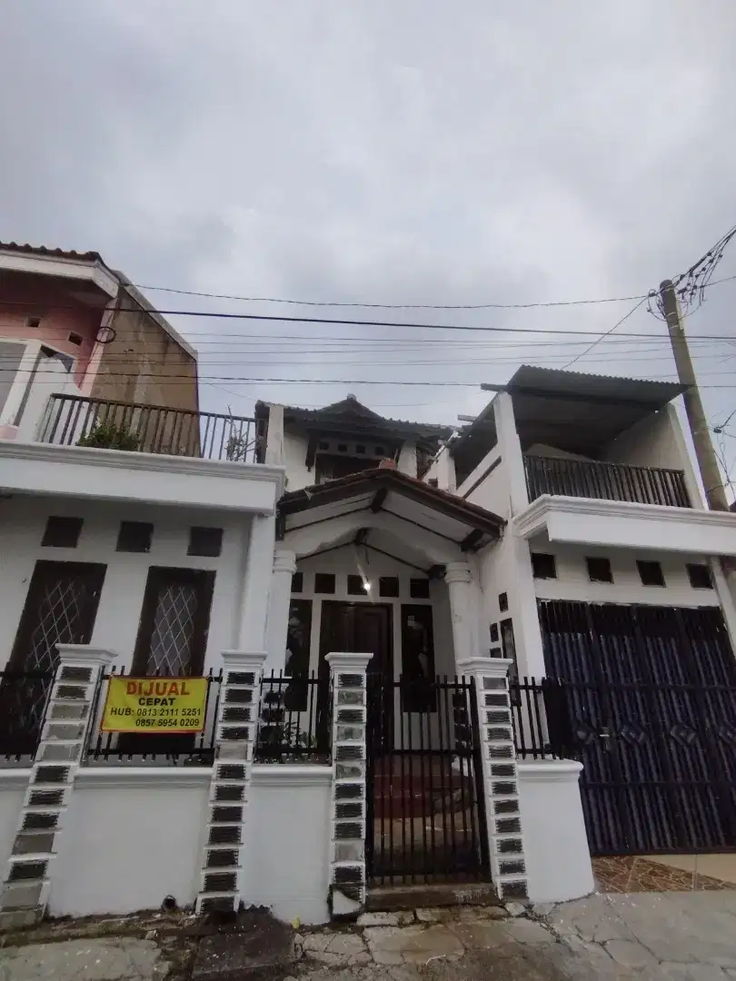 Dijual rumah di Lokasi strategis, akses transportasi  mudah.