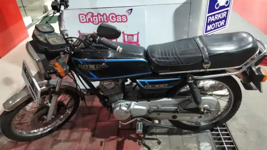 HONDA GL 100 Istimewa