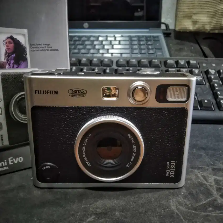 Instax mini Evo Fujifilm | Hybrid Instant Camera | Preloved well used