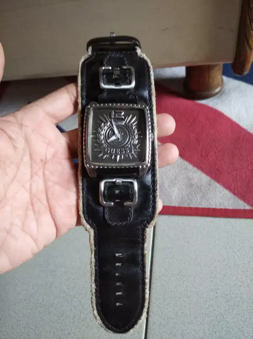 Jam guess vintage langka