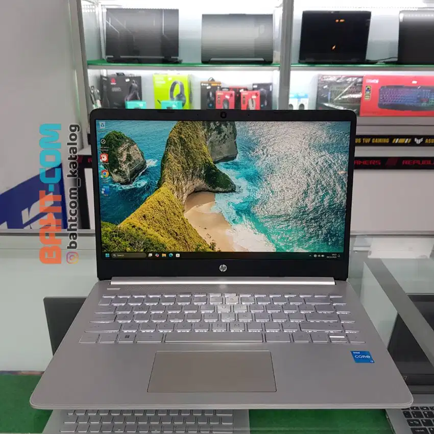 HP 14s CORE i3 GEN 11 8GB 512GB MULUS