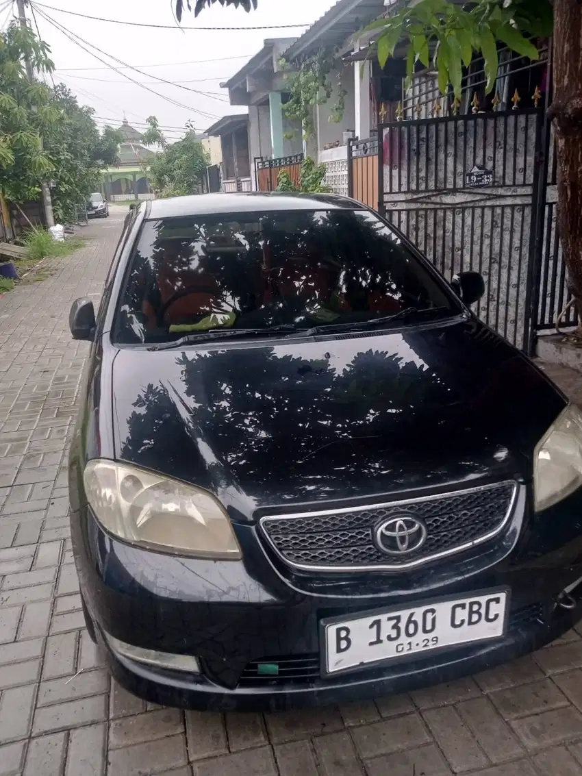 Sedan Vios 2004