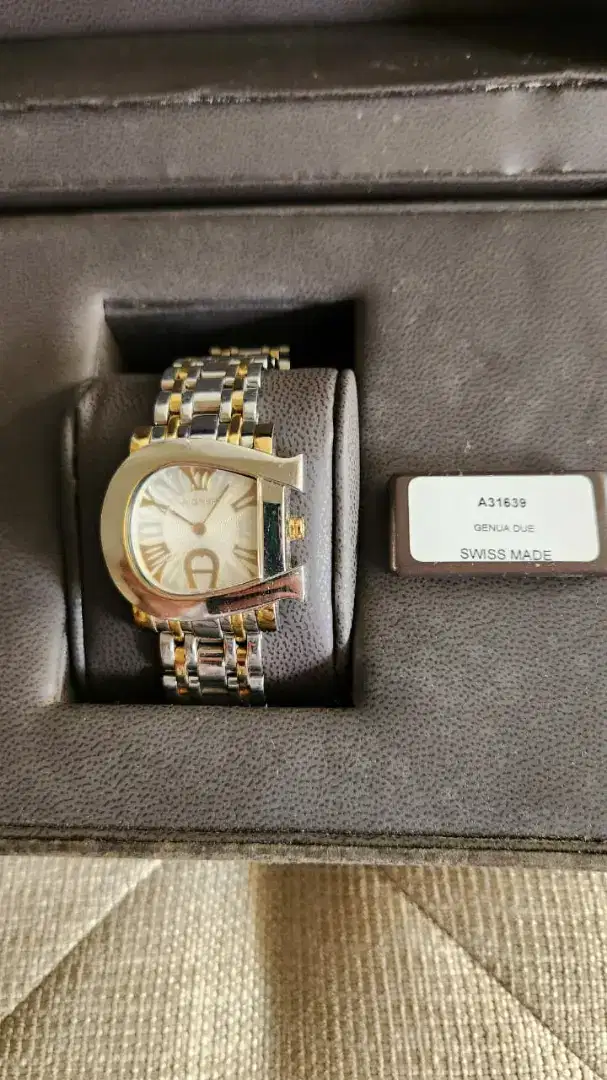 Jam Tangan Aigner A31600 Genua Due