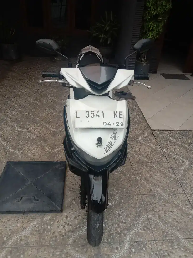 Jual motor bekas Yamaha Xeon GT 125