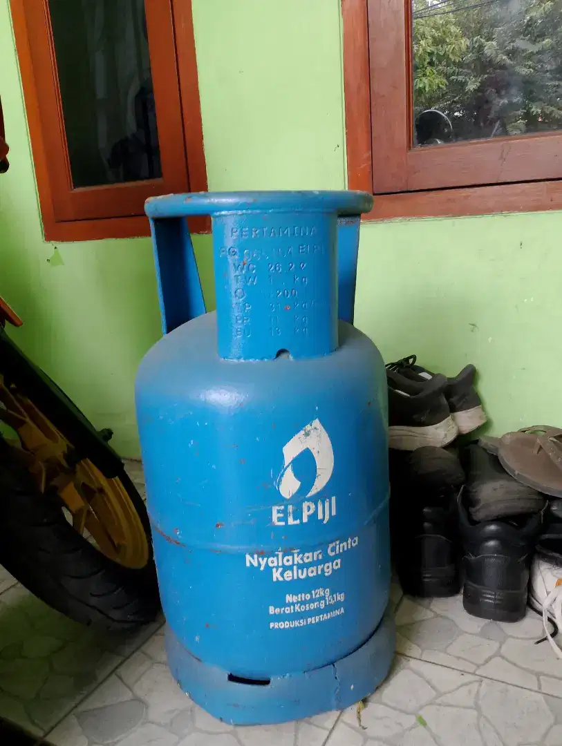 Gas ukuran  12kg