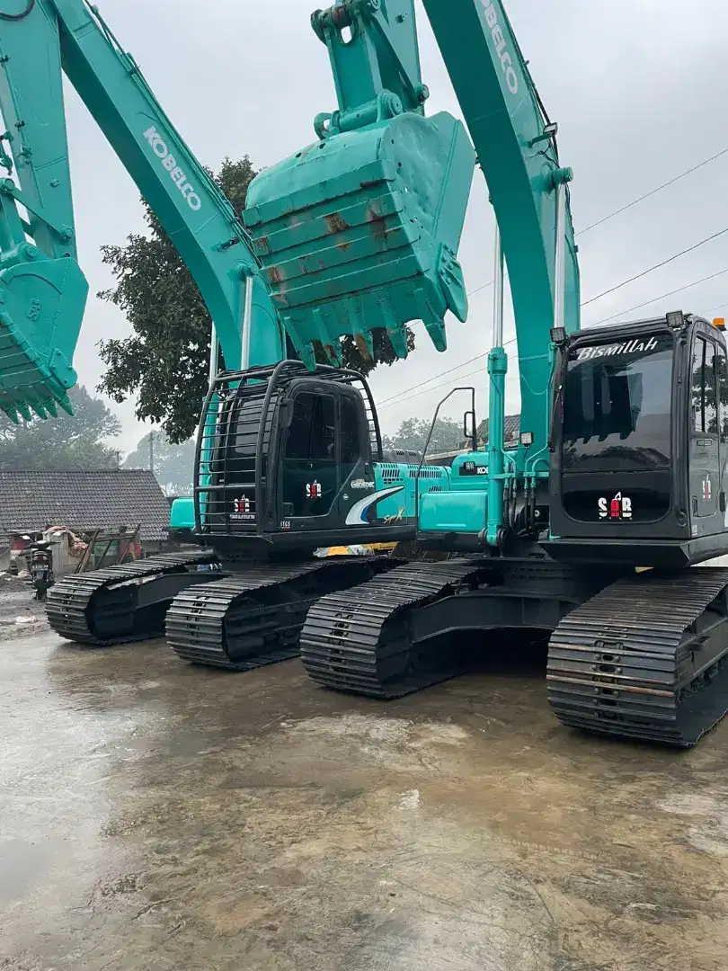 Ecavator kobelco