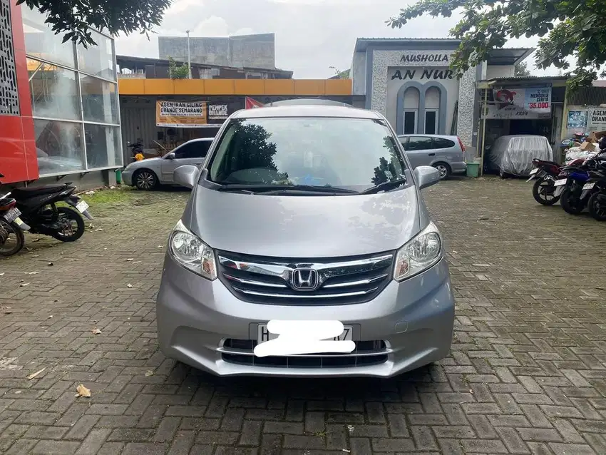 HONDA FREED 2012 TYPE S