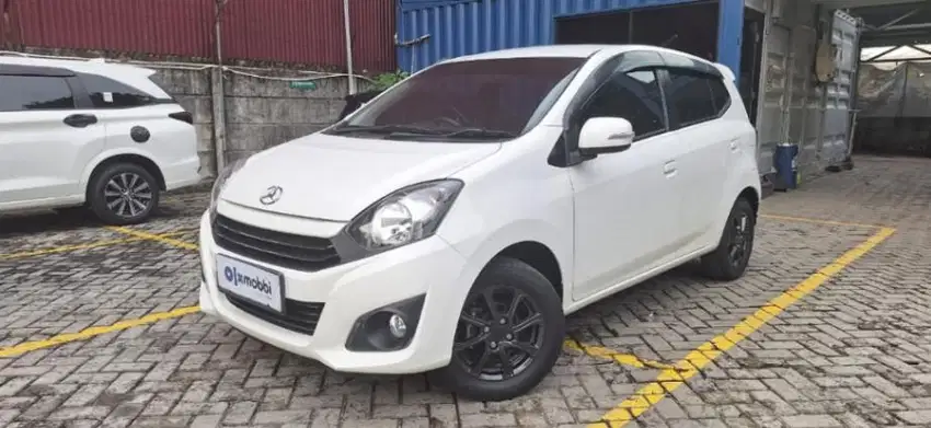 DP Rendah Daihatsu Ayla 1.0 X Bensin-AT 2021 KSZSHS CRS