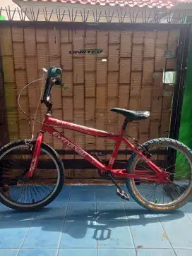 Sepeda BMX UK 20 EVERGREEN HARGA NETT