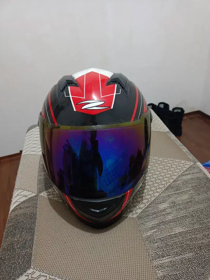 Helm zeus full face zs811 plasma