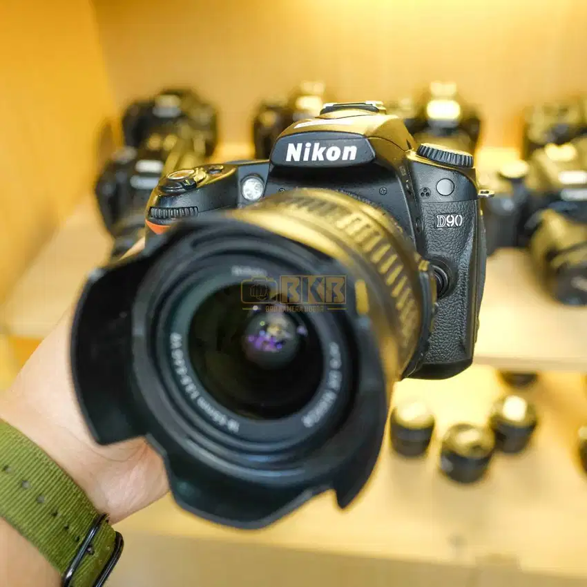 Nikon D90 Kit 18-55mm VR with BG Fullset Mulus