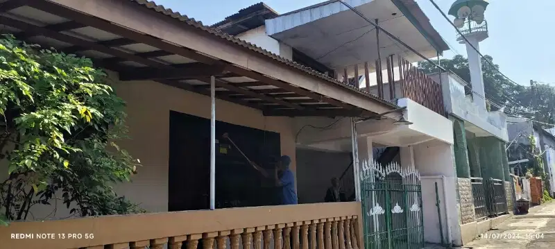 Rumah Gandeng Masjid Poros Jalan Arjosari Malang