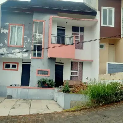 di jual rumah dalam cluster ujung Berung harga sudah murah