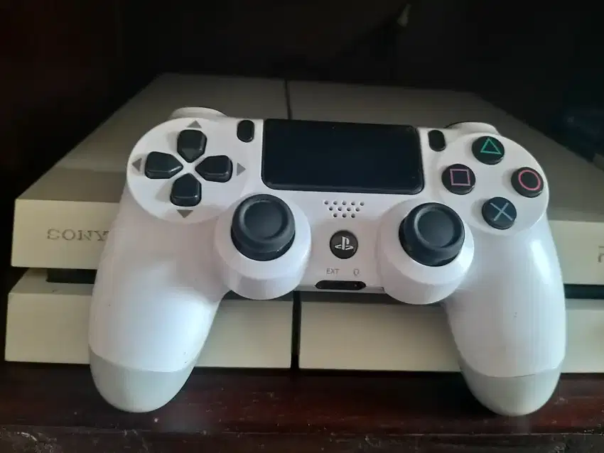 Ps4 dan stiik 1 playstation 4 ori putih seri 12