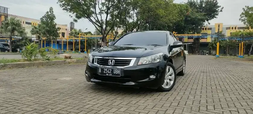 Honda Accord VTI-L 2,4 AT Hitam 2010