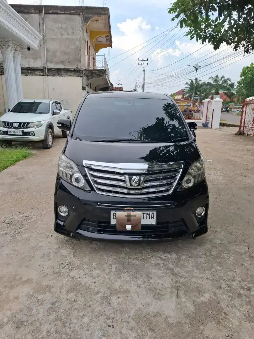 Jual Alphard hitam 2014 SC 2,4