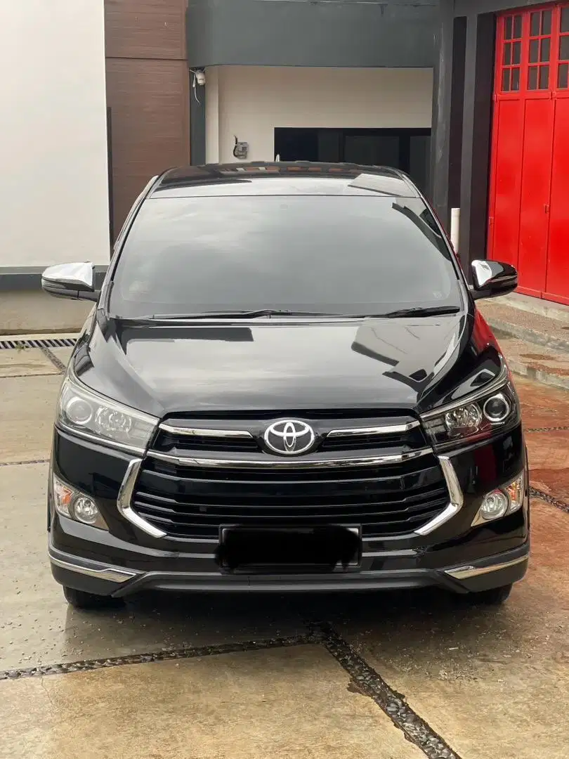 innova venturer bensin 2019 low km