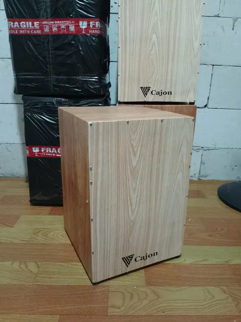 Cajon / kahon box